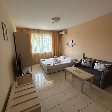 Harmony Hills Tomovi F34 Apartamento Rogachevo