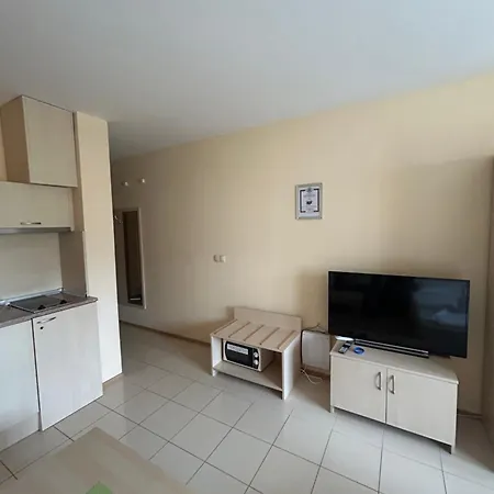 Harmony Hills Tomovi F34 Rogachevo
