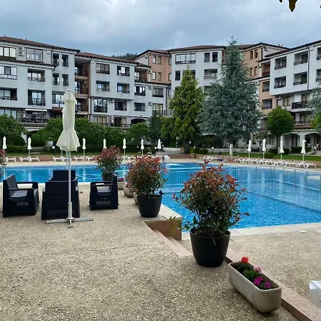 Harmony Hills Tomovi F34 *